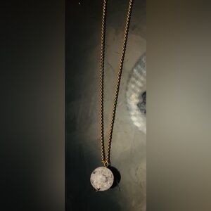 Gorgeous Dillards 14KT Dip Huge Green Globe Ball necklace